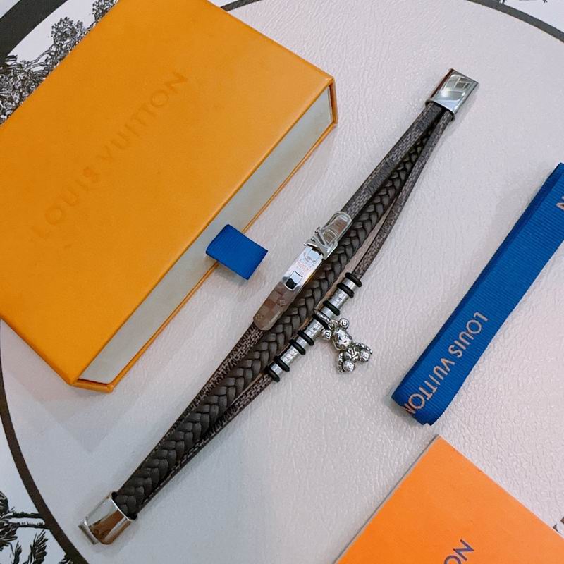 LV Bracelet 12yxx194 (1)
