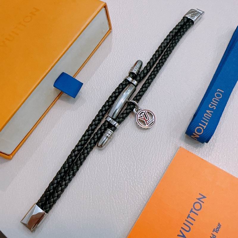 LV Bracelet 12yxx195 (2)