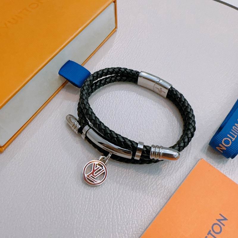 LV Bracelet 12yxx195 (4)