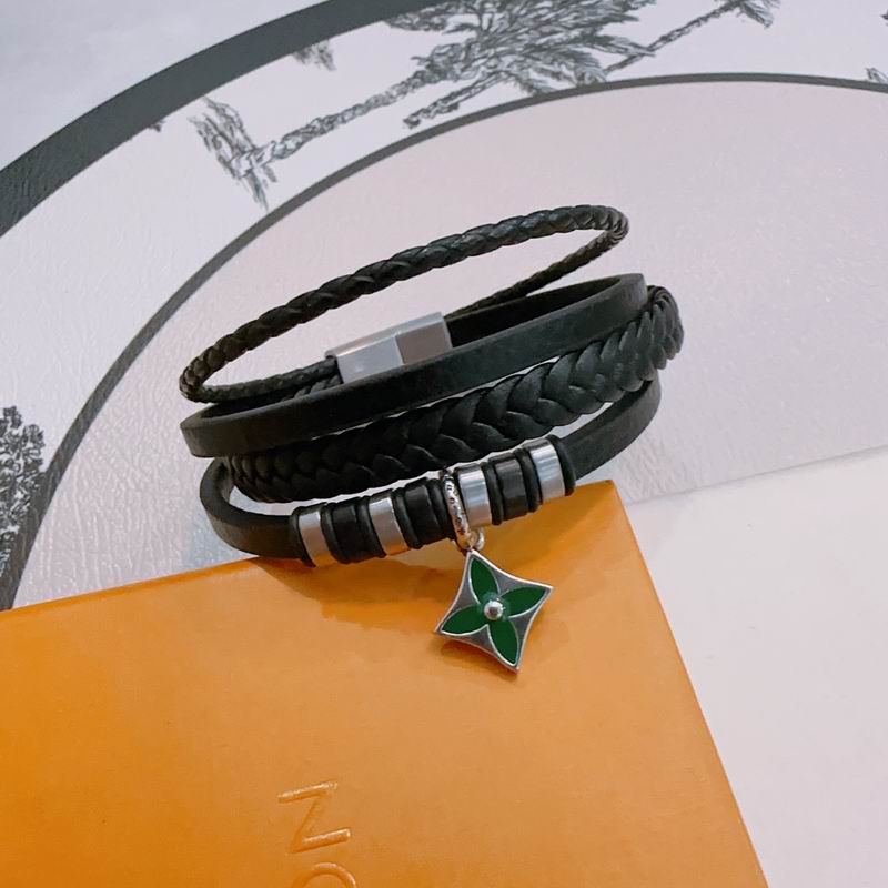 LV Bracelet 12yxx196 (1)