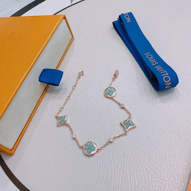 LV Bracelet 12yxx200 (3)