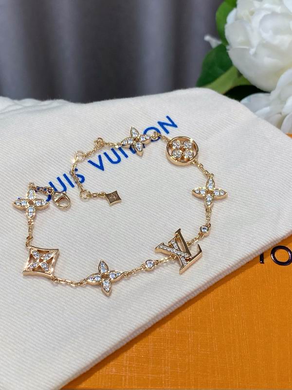 LV Bracelet 12yxx207 (1)