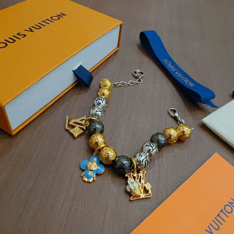 LV Bracelet 12yxx208 (4)