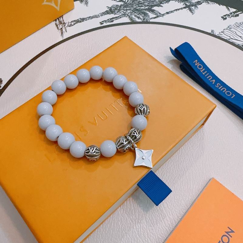 LV Bracelet 12yxx21 (3)