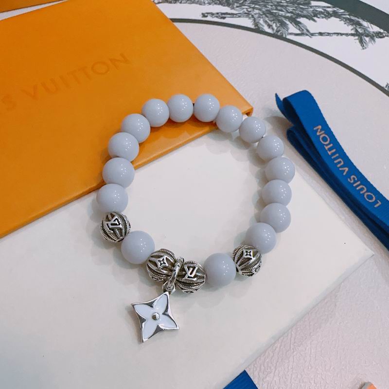 LV Bracelet 12yxx21 (5)