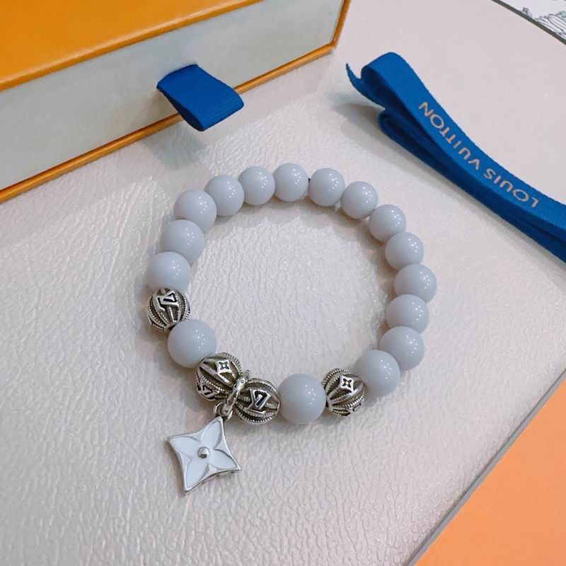LV Bracelet 12yxx21 (6)