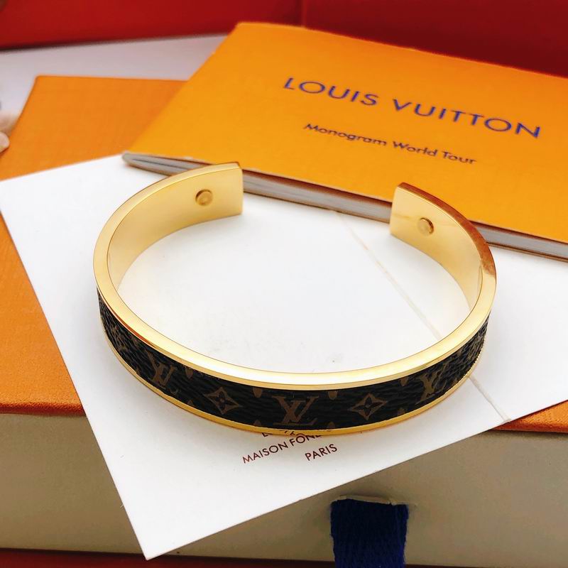 LV Bracelet 12yxx210 (4)