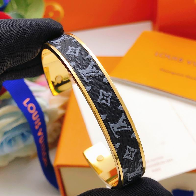LV Bracelet 12yxx217 (10)
