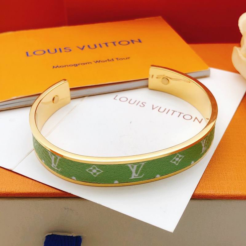 LV Bracelet 12yxx217 (3)