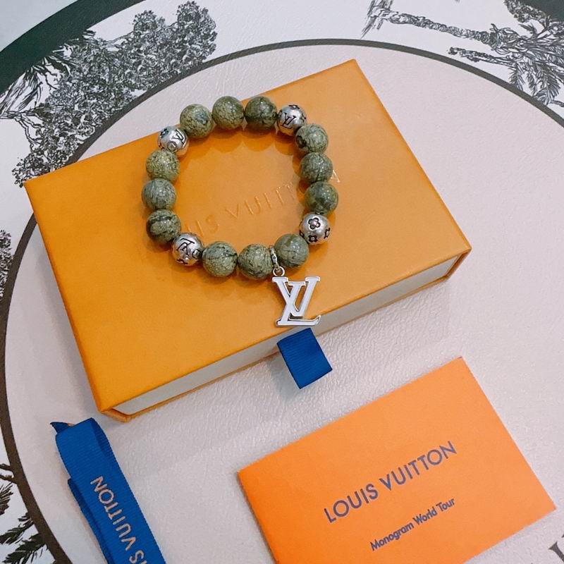 LV Bracelet 12yxx22 (2)