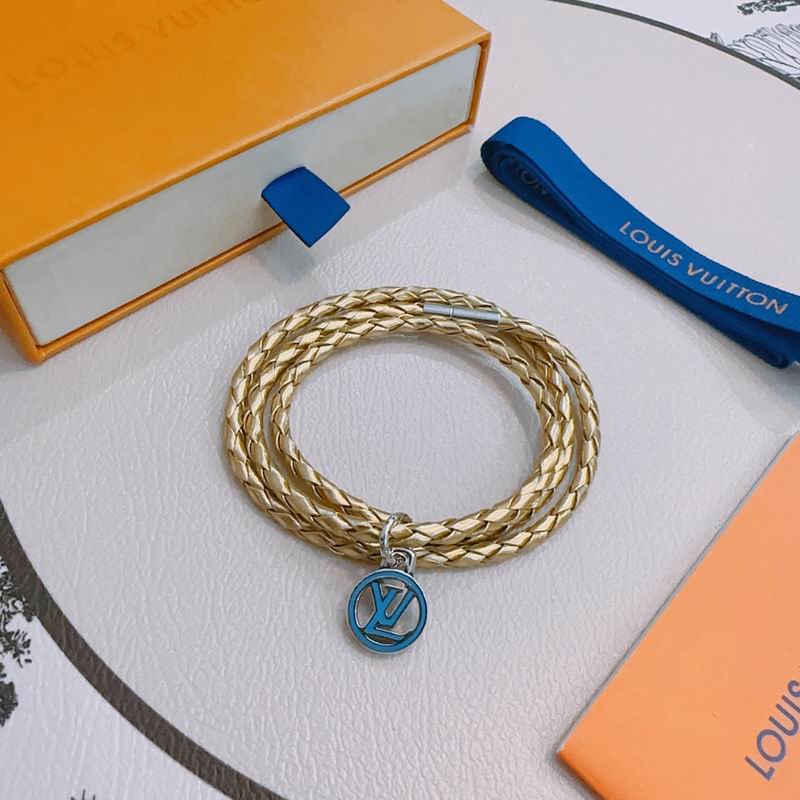 LV Bracelet 12yxx223 (1)