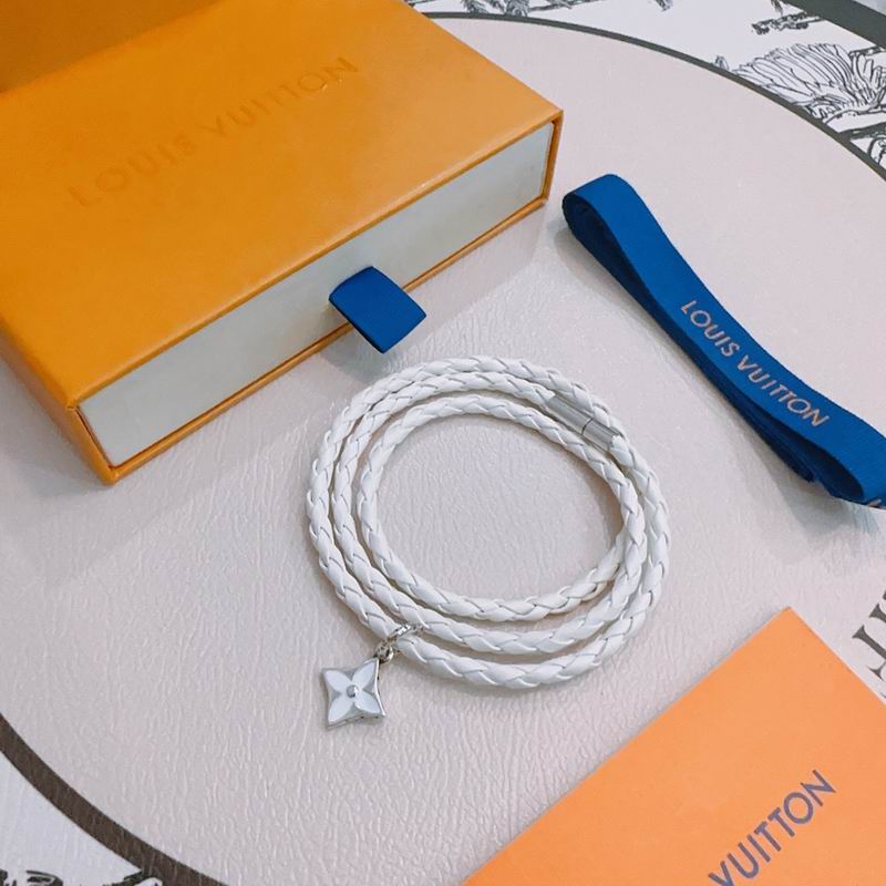 LV Bracelet 12yxx224 (3)