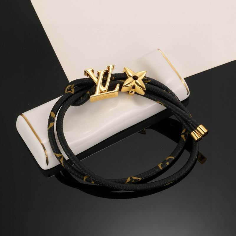 LV Bracelet 12yxx227 (2)