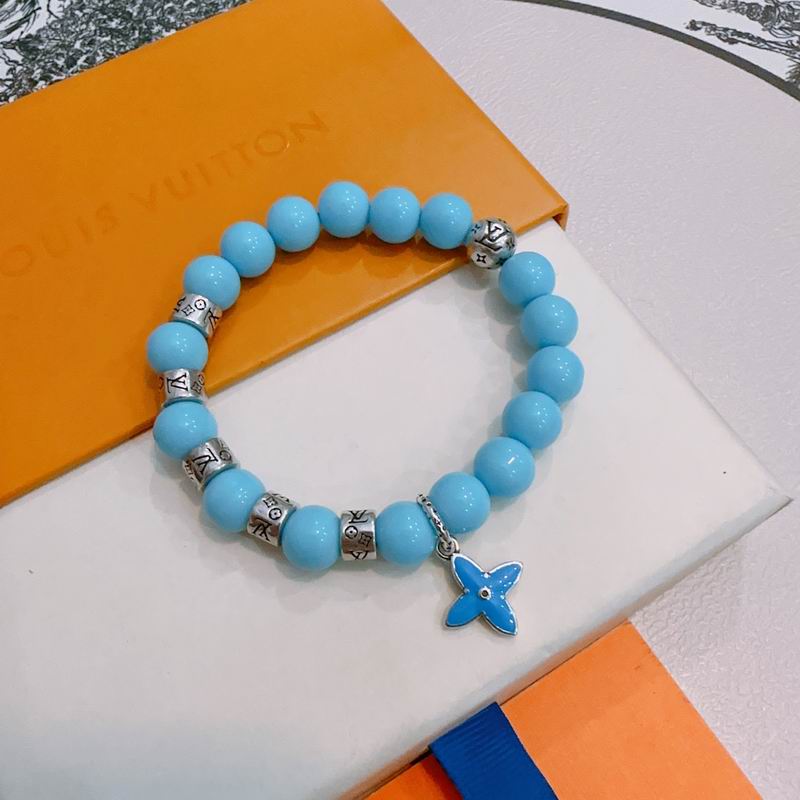 LV Bracelet 12yxx23 (2)