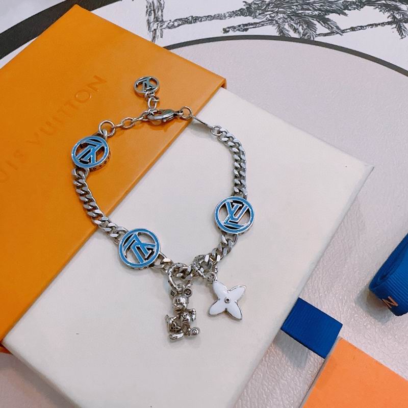 LV Bracelet 12yxx230 (6)