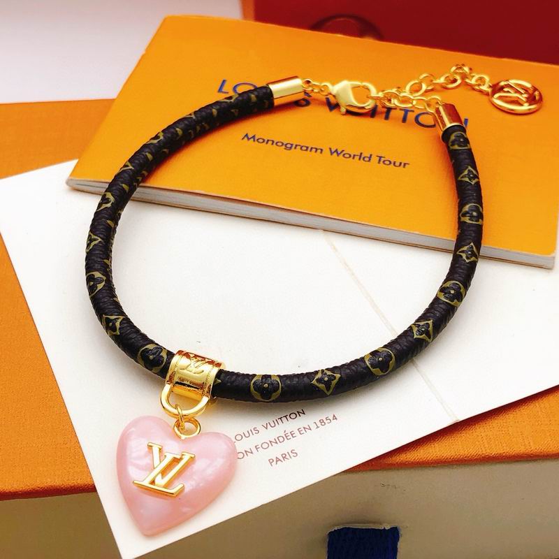 LV Bracelet 12yxx232 (10)