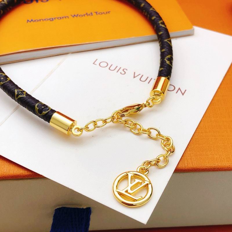 LV Bracelet 12yxx232 (13)