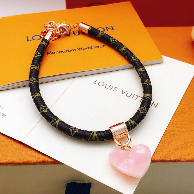 LV Bracelet 12yxx232 (4)