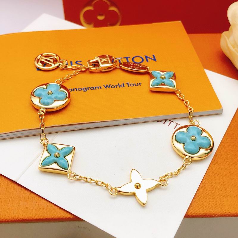 LV Bracelet 12yxx234 (2)