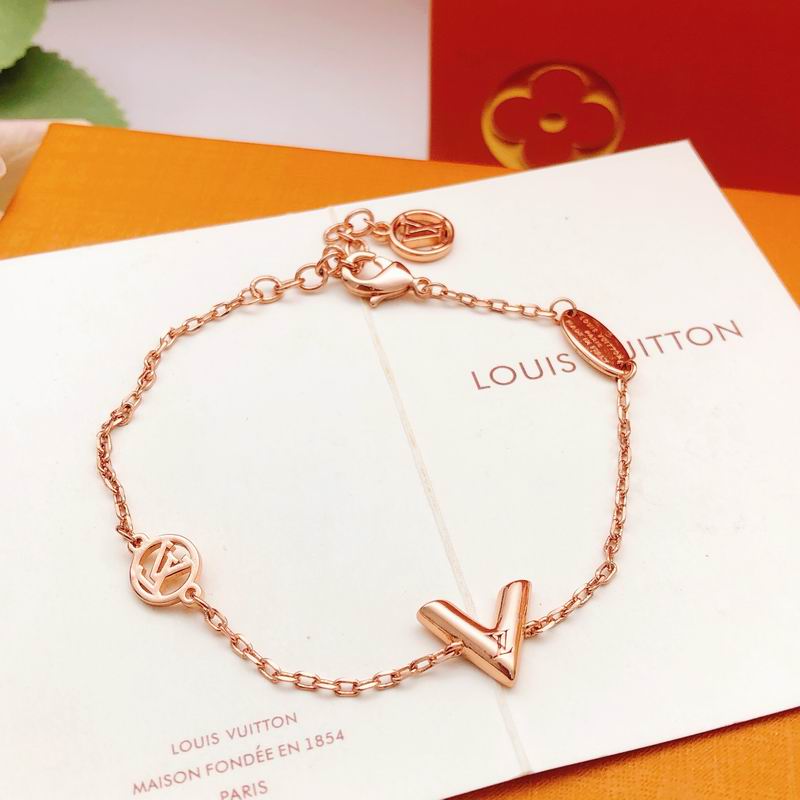 LV Bracelet 12yxx235 (5)