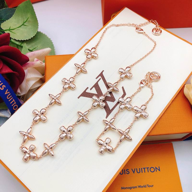 LV Bracelet 12yxx236 (6)