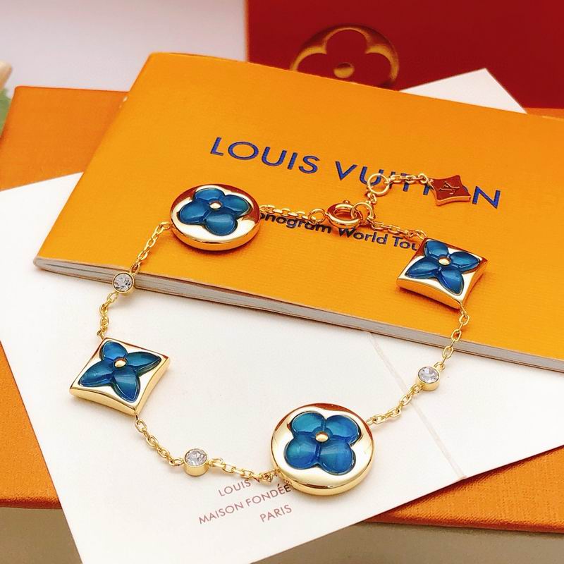 LV Bracelet 12yxx237 (4)