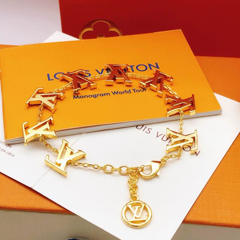 LV Bracelet 12yxx243 (3)