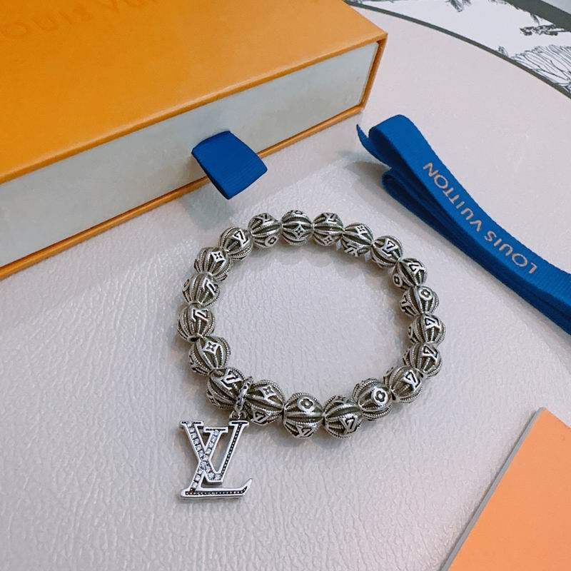 LV Bracelet 12yxx25 (2)