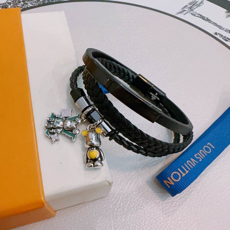 LV Bracelet 12yxx253 (1)