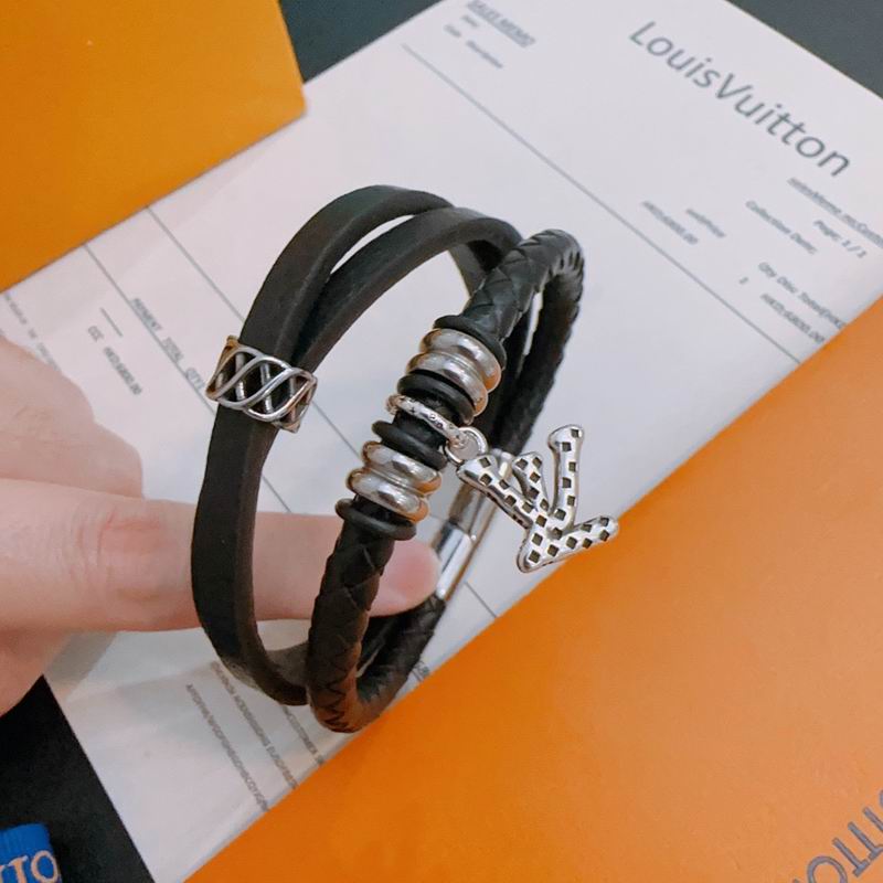LV Bracelet 12yxx255 (4)