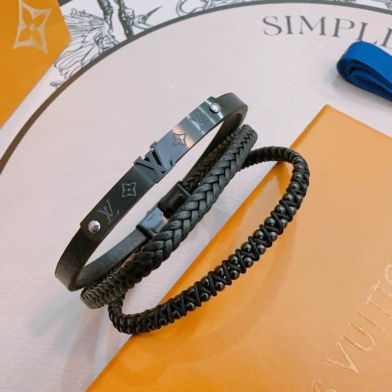 LV Bracelet 12yxx257 (1)