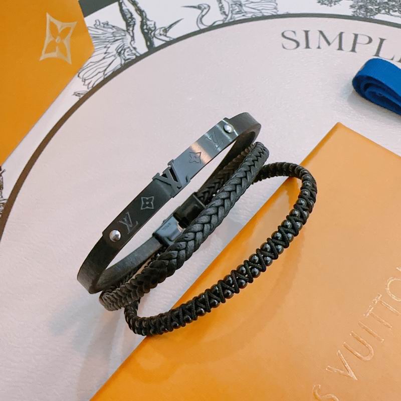 LV Bracelet 12yxx257 (4)