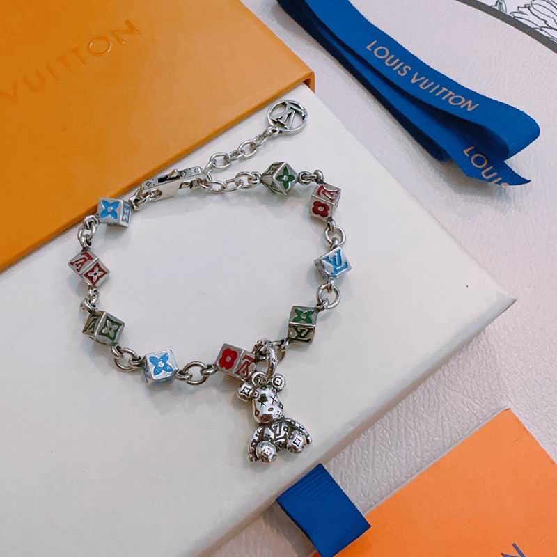 LV Bracelet 12yxx263 (6)