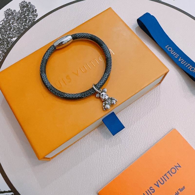 LV Bracelet 12yxx265 (3)