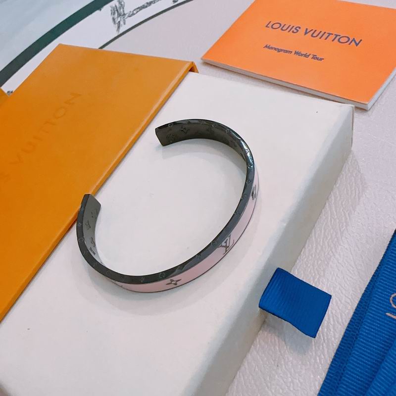 LV Bracelet 12yxx268 (6)