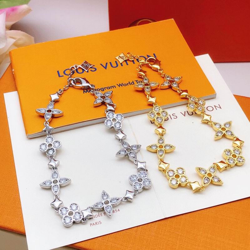 LV Bracelet 12yxx269 (5)