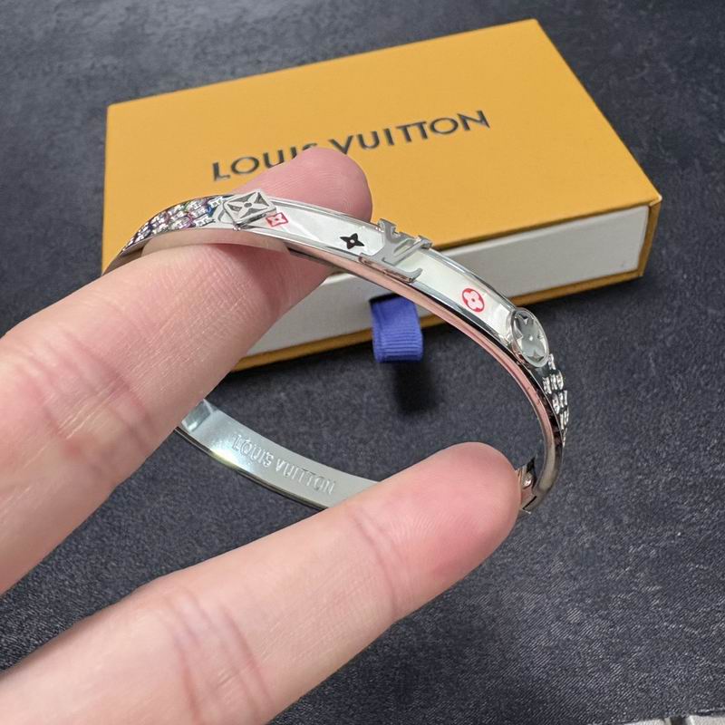 LV Bracelet 12yxx270 (6)