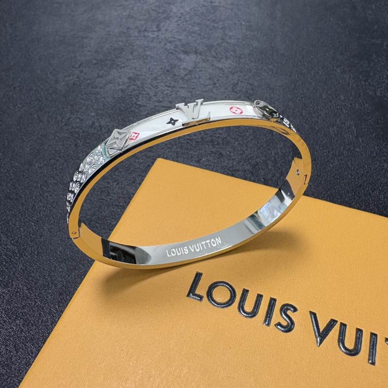 LV Bracelet 12yxx270 (7)
