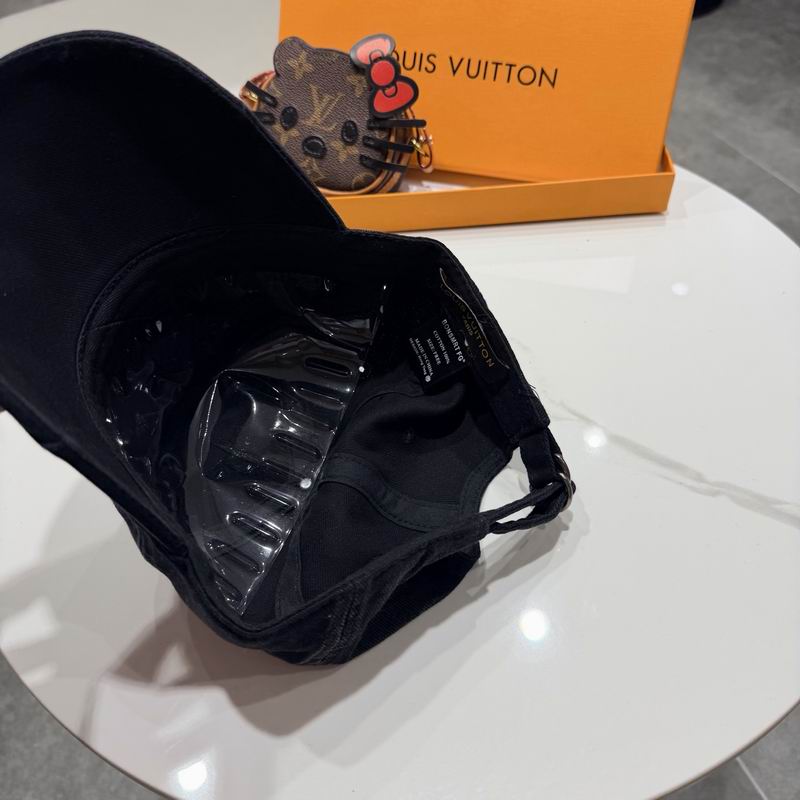 LV Cap (819)