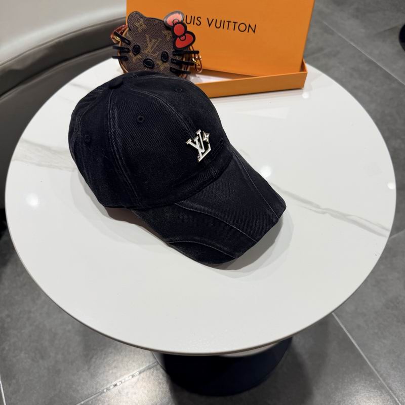 LV Cap (825)