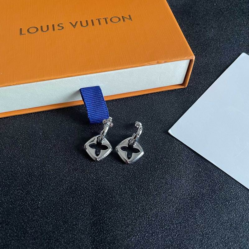 LV Earring 01yxx176 (1)
