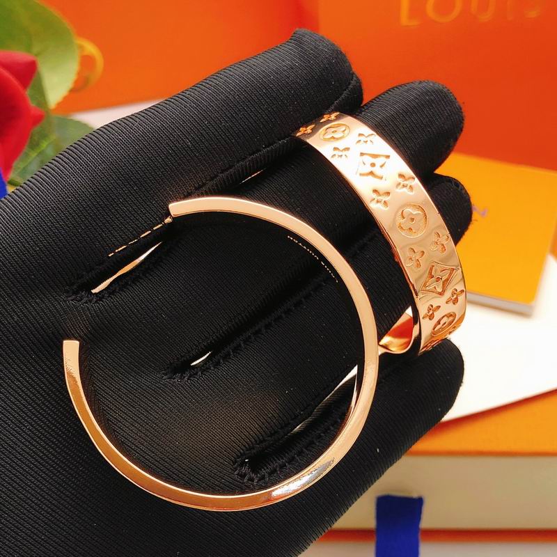 LV Earring 01yxx184 (8)