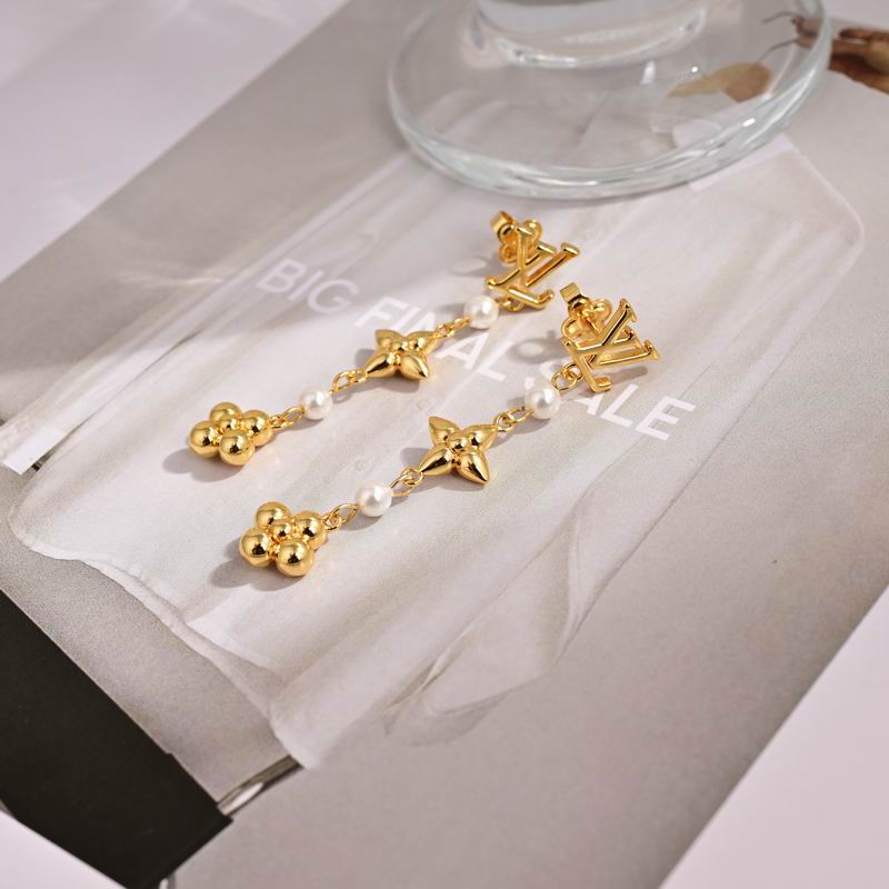 LV Earring 11yxx03 (1)