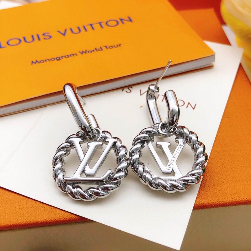 LV Earring 11yxx17 (5)