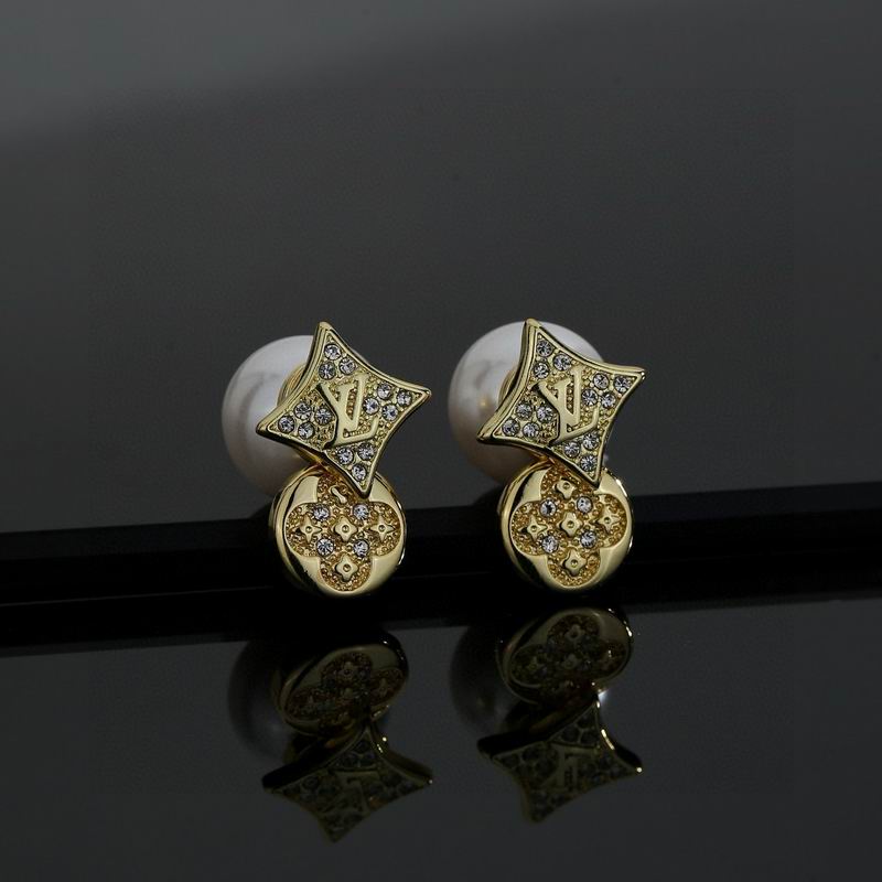 LV Earring 11yxx19 (2)