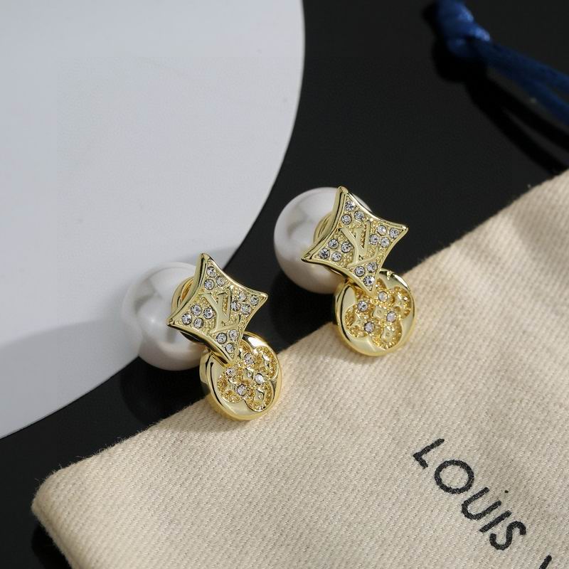 LV Earring 11yxx19 (4)