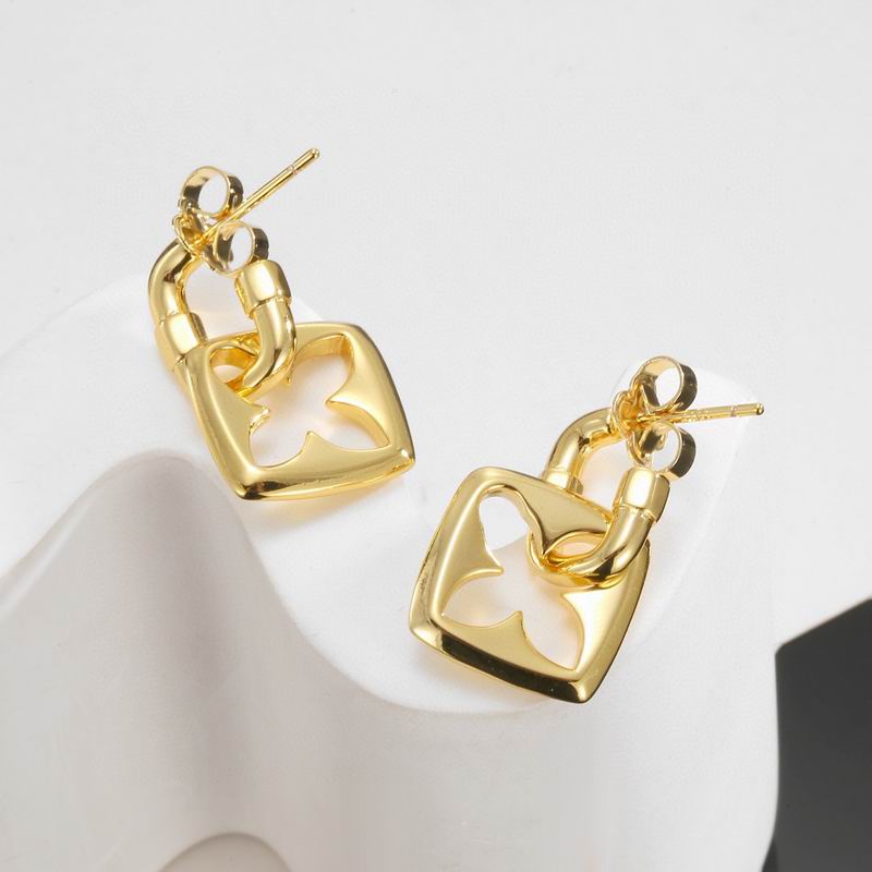 LV Earring 11yxx21 (5)