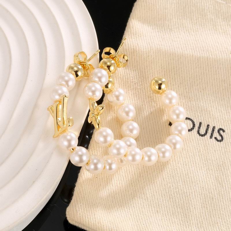 LV Earring 11yxx26 (2)