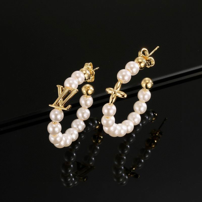 LV Earring 11yxx26 (3)