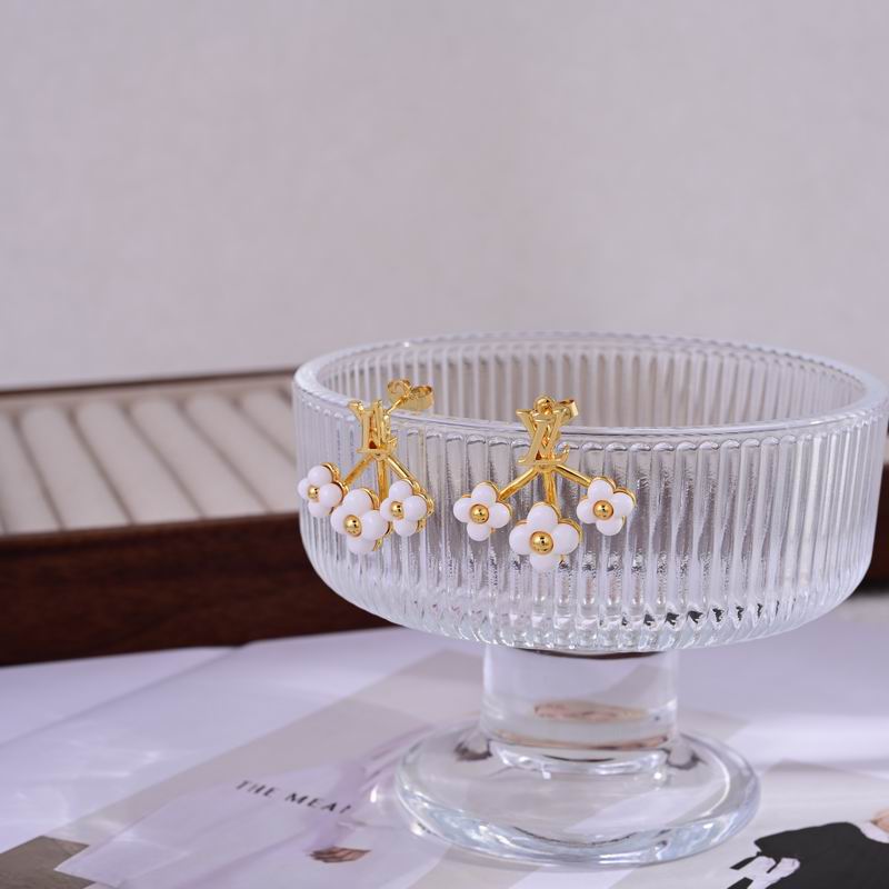 LV Earring 11yxx34 (2)